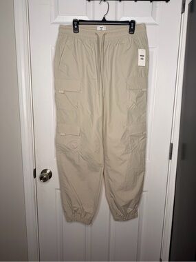 Mode of One Men's Cargo Jogger Pants Medium Dark Ecru Beige Gorpcore Utility NWT